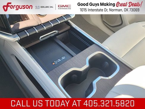 New 2026 GMC Acadia Denali w/ Super Cruise Package FWD image 35