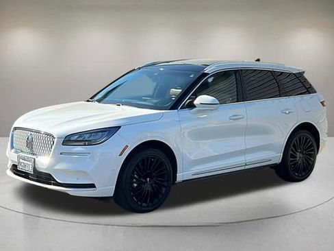 Certified 2022 Lincoln Corsair Reserve w/ Equipment Group 201A image 2