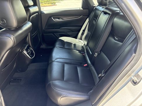 Used 2018 Cadillac XTS Luxury FWD image 12