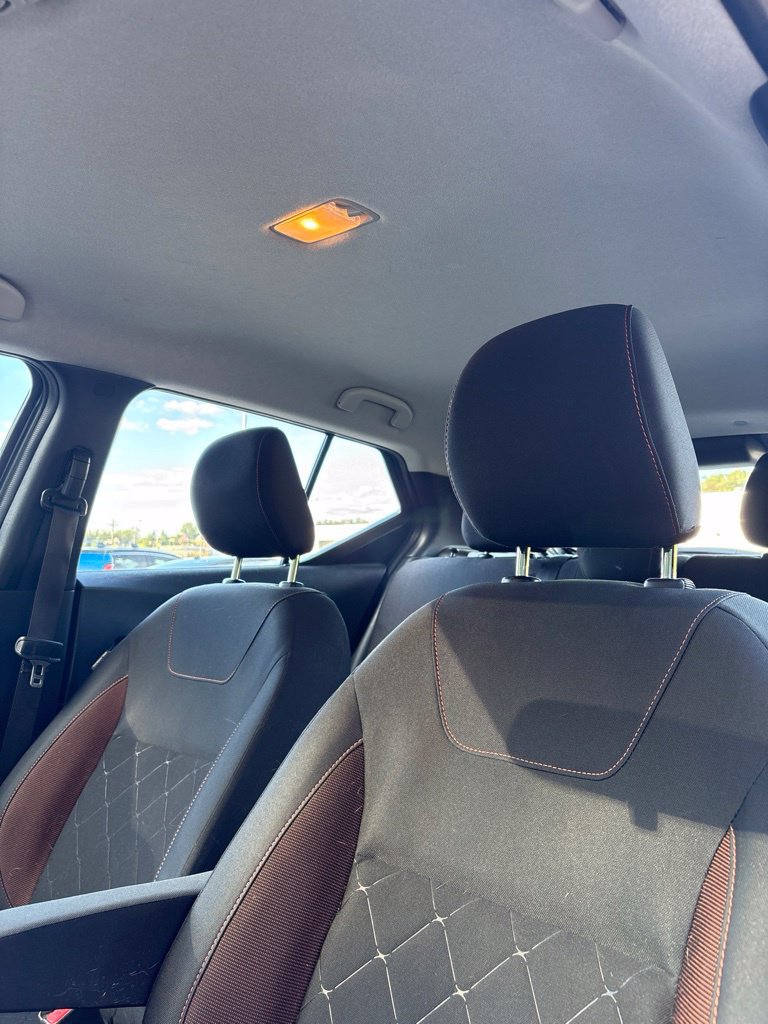 Used 2019 Nissan Kicks SR FWD image 43