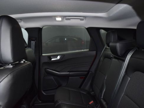 New 2025 Ford Escape SE FWD image 21