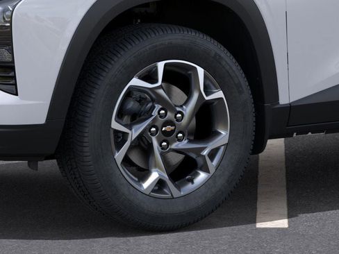 New 2026 Chevrolet Trax LT w/ Driver Confidence Package image 33