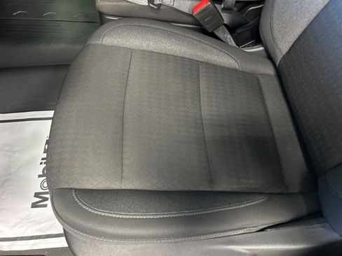 Used 2024 GMC Sierra 3500 SLE w/ Preferred Package image 12