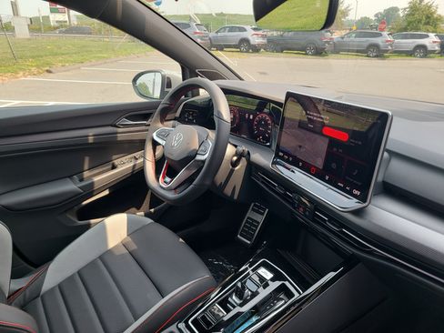 New 2025 Volkswagen GTI Autobahn image 9