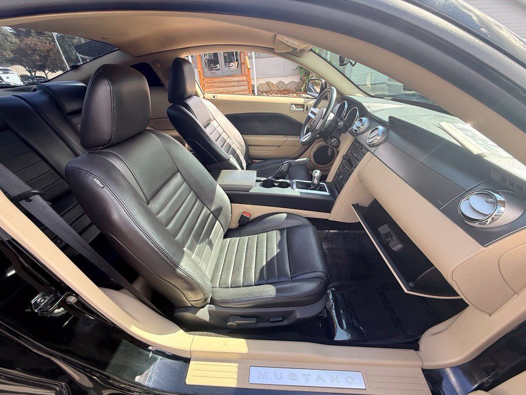 Used 2007 Ford Mustang GT RWD image 24