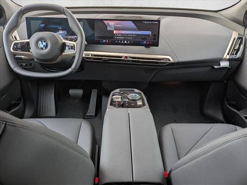 Used 2026 BMW iX xDrive45 AWD/4WD image 16
