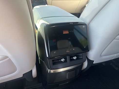 New 2026 Cadillac Vistiq Sport w/ LPO, Floor Liner Package image 21