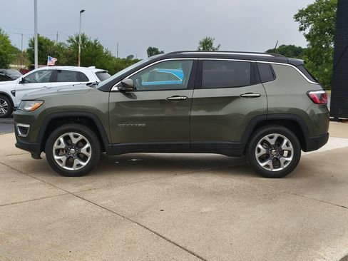 Used 2018 Jeep Compass Limited AWD/4WD image 8