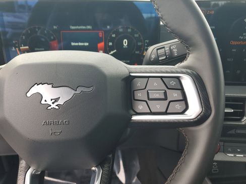 Used 2024 Ford Mustang Coupe image 20