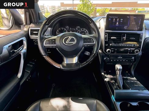 Used 2023 Lexus GX 460 Luxury w/ Sport Design Package AWD/4WD image 6