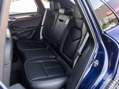 New 2026 Porsche Macan Turbo image 37