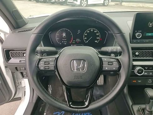 Used 2023 Honda Civic Sport image 16