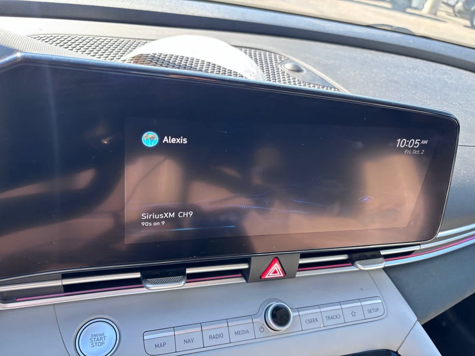 Used 2022 Hyundai Elantra Limited FWD image 18