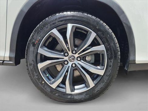 Certified 2022 Lexus RX 450hL AWD w/ Premium Package image 24