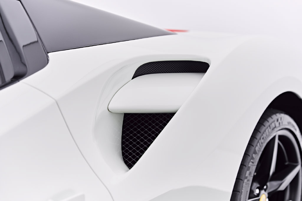 Used 2019 Ferrari 488 Spider RWD image 34