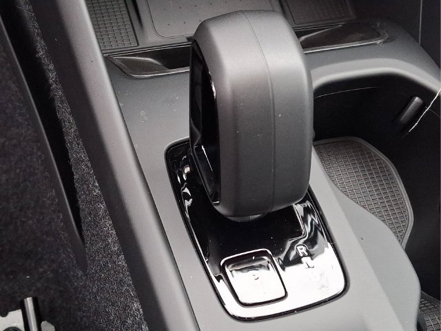 New 2026 Volvo XC40 B5 Core w/ Protection Package Premier AWD/4WD image 10