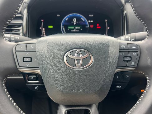 Certified 2025 Toyota Camry SE image 27