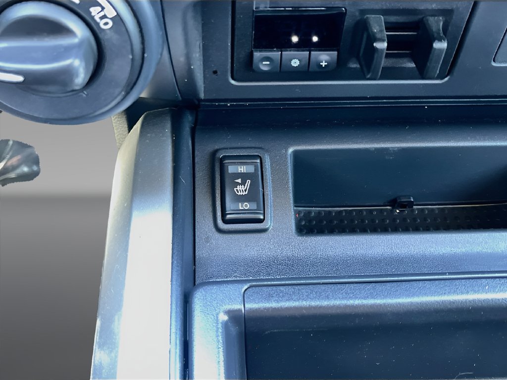 Used 2024 Nissan Titan SV w/ SV Convenience Package AWD/4WD image 19