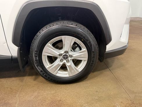 Used 2019 Toyota RAV4 XLE w/ Convenience Package AWD/4WD image 88
