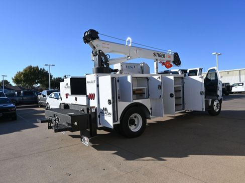 New 2026 Ford F750 2WD SuperCab Super Duty image 33