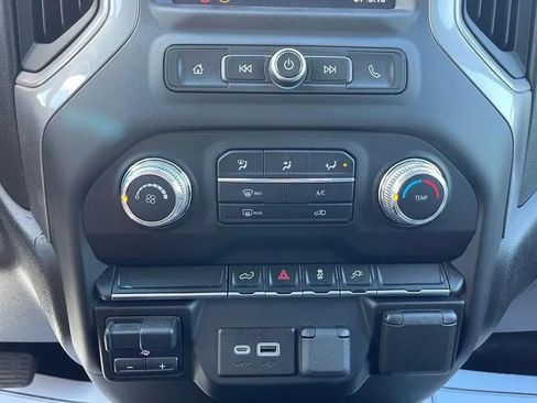 Used 2022 GMC Sierra 2500 Pro w/ Convenience Package AWD/4WD image 29