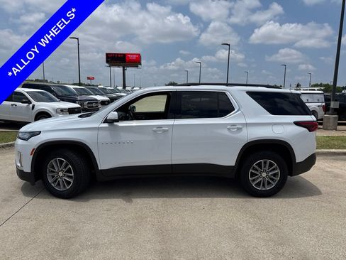 Used 2023 Chevrolet Traverse LT w/ LPO, Floor Liner Package AWD/4WD image 3