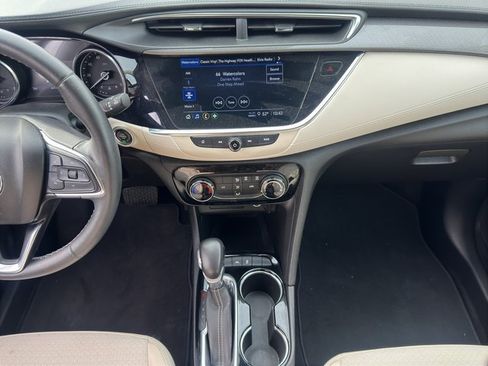 Used 2021 Buick Encore GX Preferred image 12