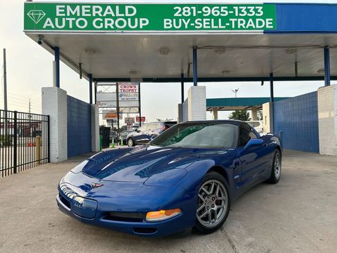 Used 2002 Chevrolet Corvette Coupe w/ Preferred Equipment Group2 image 1