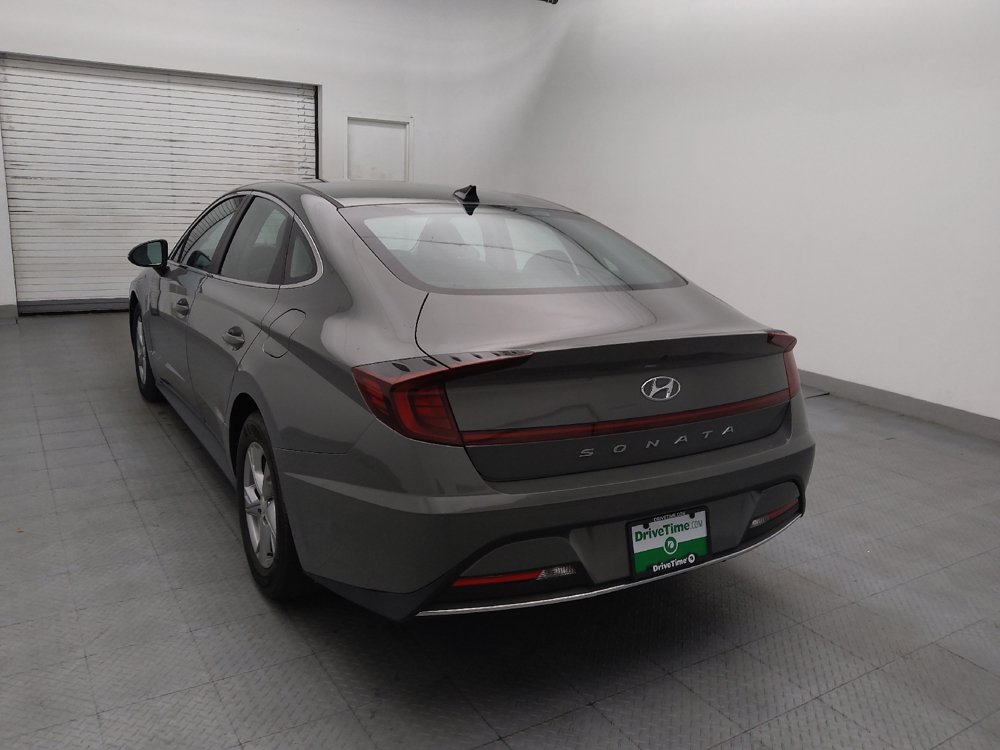 Used 2023 Hyundai Sonata SE w/ Preferred Accessory Package FWD image 5