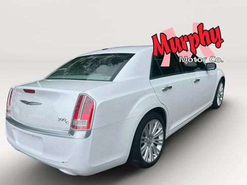 Used 2012 Chrysler 300 C Luxury Series RWD image 8