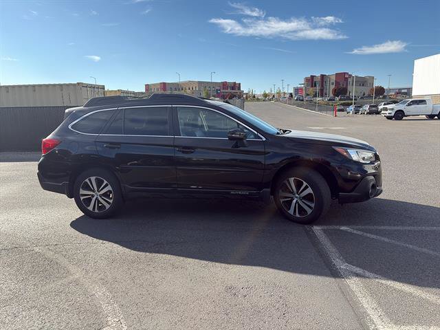 Used 2019 Subaru Outback 3.6R Limited w/ Popular Package #2 AWD/4WD image 3