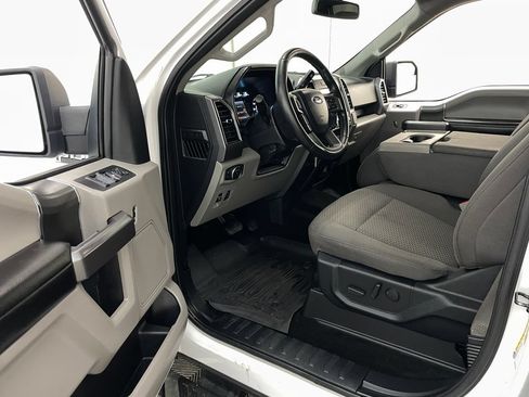 Used 2019 Ford F150 XLT w/ Equipment Group 302A Luxury AWD/4WD image 22