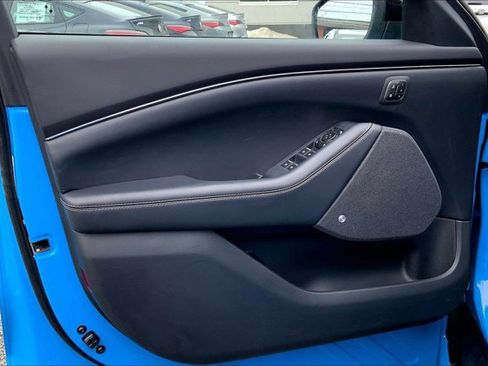 Used 2022 Ford Mustang Mach-E Premium image 22