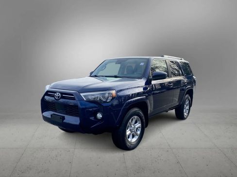 Used 2020 Toyota 4Runner SR5 image 1