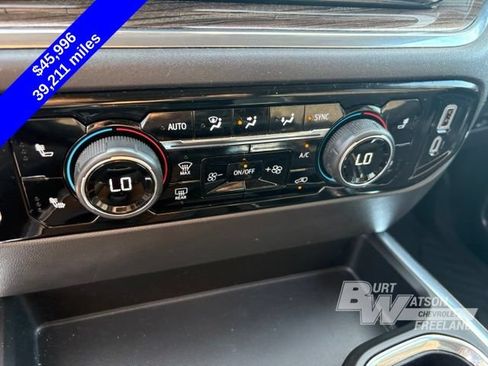 Used 2024 Chevrolet Silverado 1500 LT Trail Boss w/ Convenience Package II AWD/4WD image 20