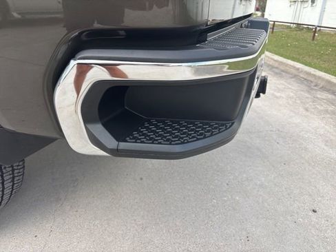 Used 2023 Chevrolet Silverado 2500 LT w/ Convenience Package image 36