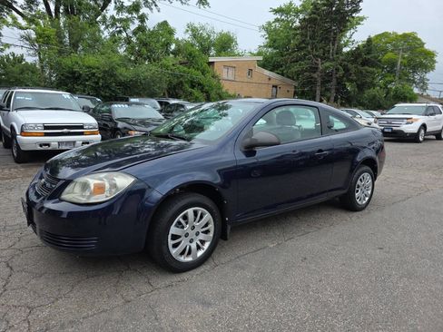 Used 2010 Chevrolet Cobalt LS image 2