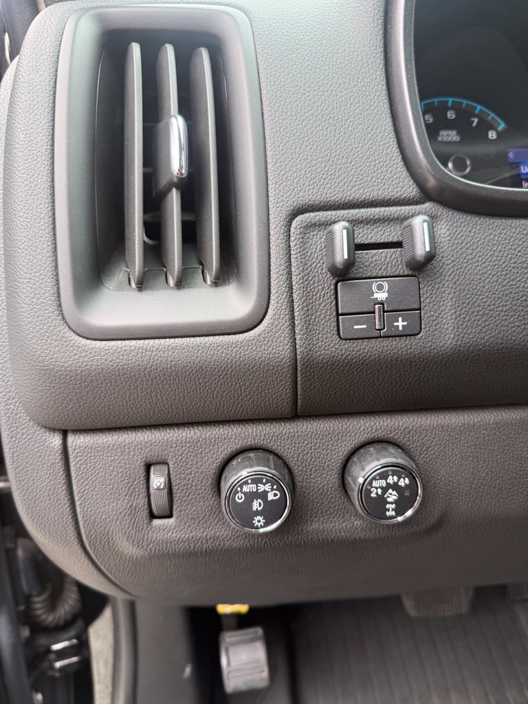 Used 2021 Chevrolet Colorado ZR2 w/ Colorado ZR2 Bison Edition AWD/4WD image 12