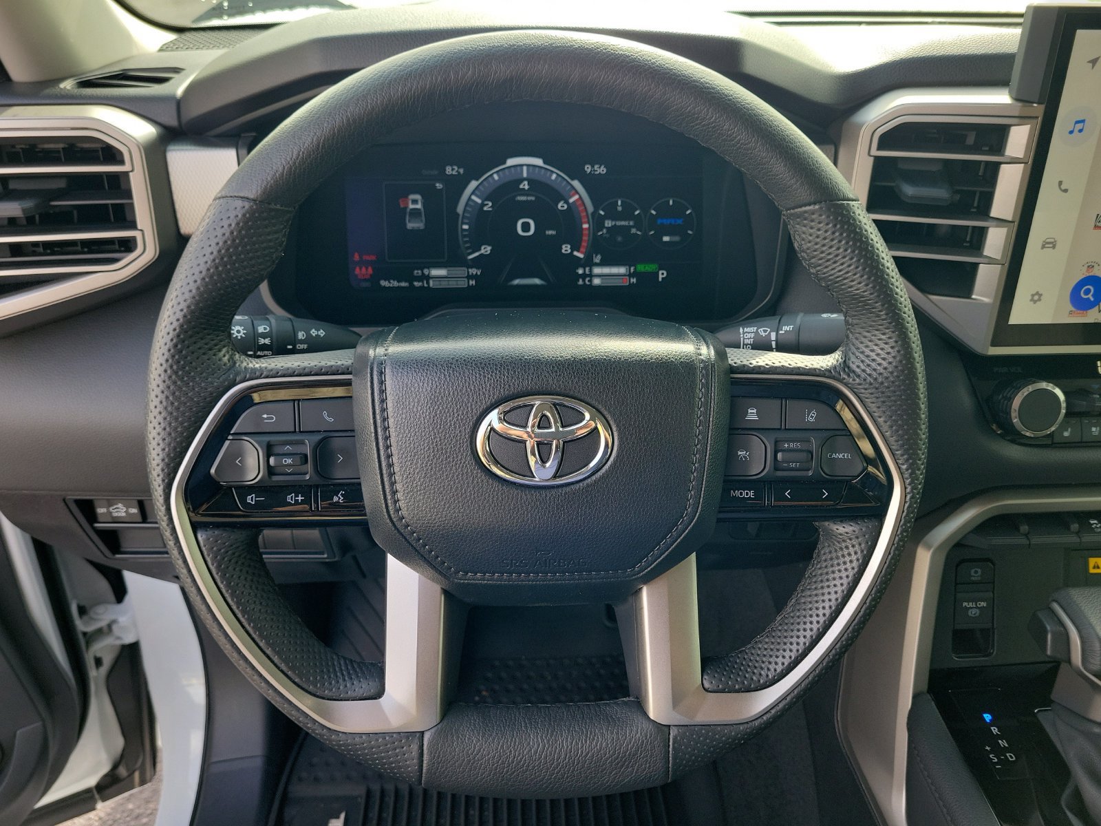 Used 2024 Toyota Tundra Limited w/ Power Package RWD image 17