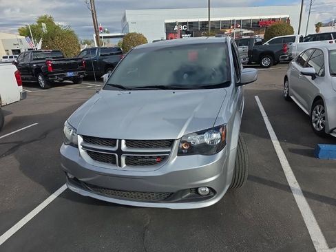 Used 2017 Dodge Grand Caravan GT image 10