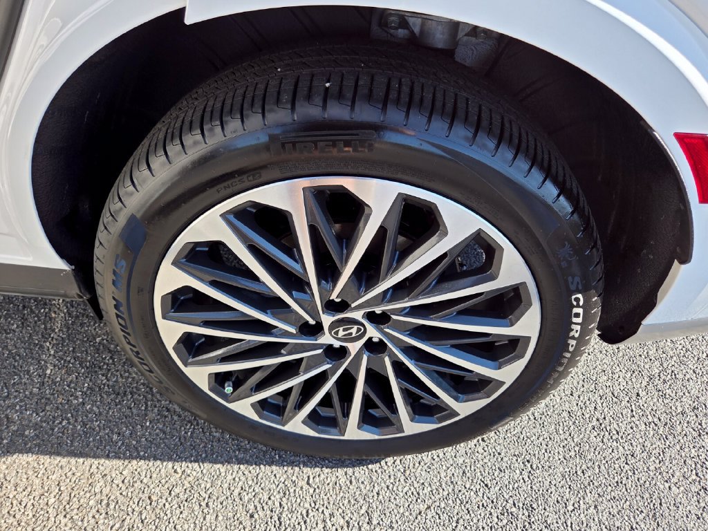 Used 2026 Hyundai Palisade Calligraphy FWD image 6