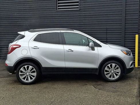 Used 2020 Buick Encore Preferred w/ Safety Package image 8