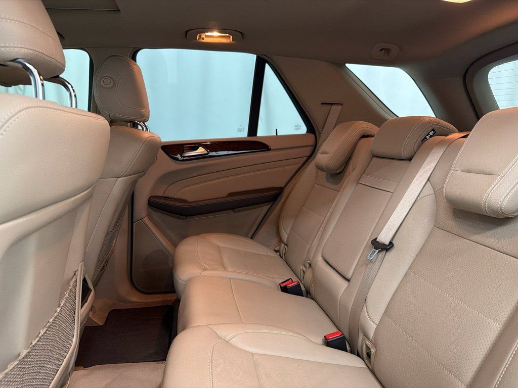Used 2014 Mercedes-Benz ML 350 4MATIC image 23