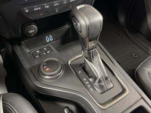 Used 2022 Ford Ranger Lariat w/ Equipment Group 501A High image 26