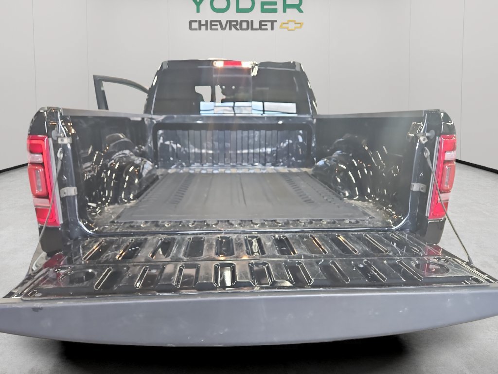 Used 2023 RAM 1500 Laramie AWD/4WD image 28