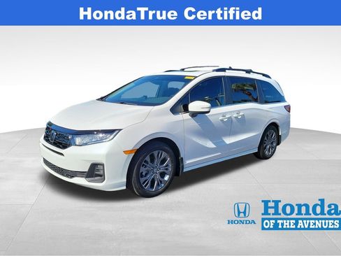 Certified 2025 Honda Odyssey Touring image 2