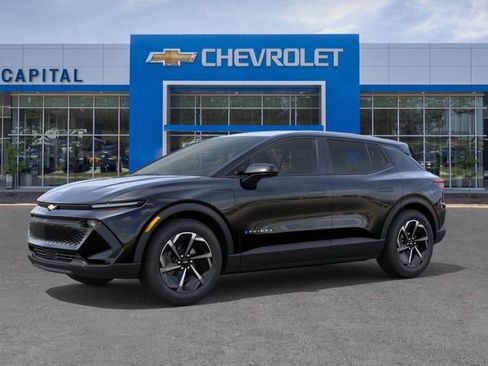 New 2026 Chevrolet Equinox EV LT image 2