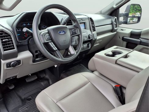 Used 2020 Ford F350 XL w/ Power Equipment Group AWD/4WD image 13