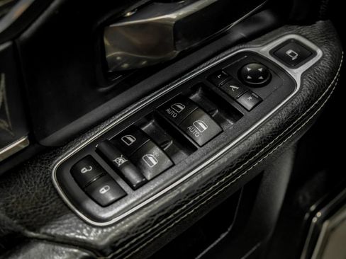 Used 2020 RAM 3500 Limited AWD/4WD image 44