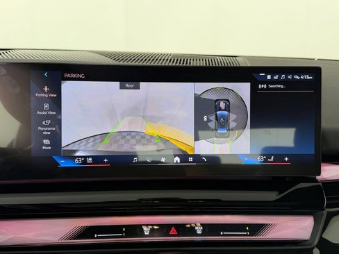 Used 2026 BMW i5 eDrive40 w/ Convenience Package RWD image 17